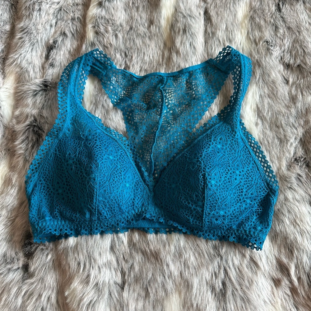 NWOT Victoria Secret teal lace bralette SZ SMALL